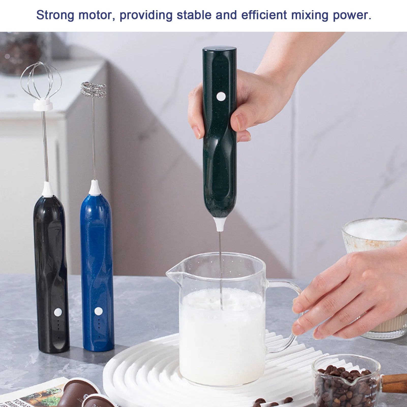Espuma de leite recarregável, varinha portátil para espuma de leite com 2 acessórios de batedor, batedor elétrico, misturador de bebidas, espumador para café e ovo