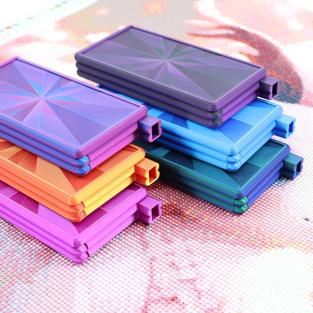 3 in 1 Gradient Color Diamond Art Tray With Lid, Diamond Painting Storage Box, DIY Crafts Tools Diamond Art Accessories view 5