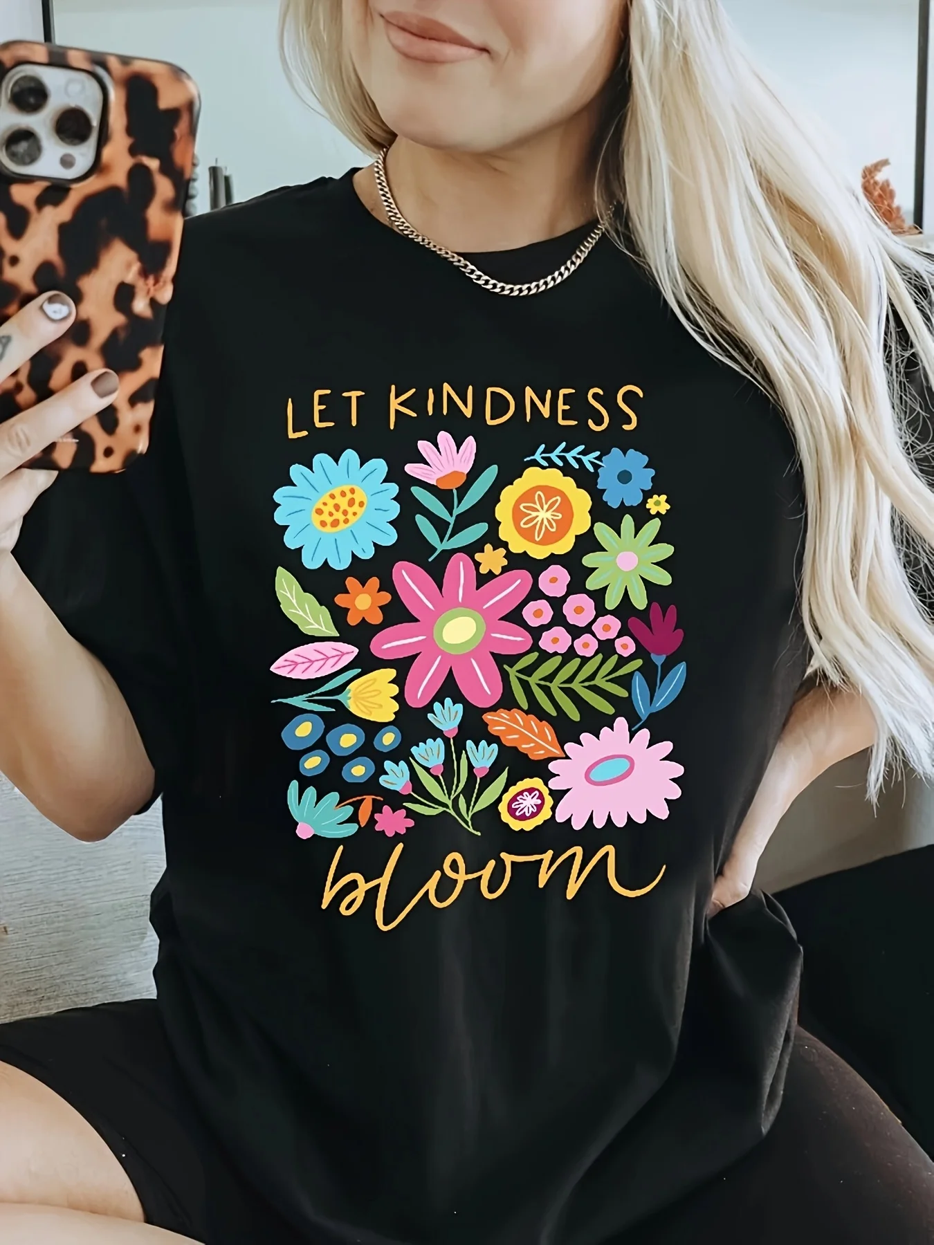 

Let Kindness Flourish T-Shirt Be Kind Vintage Flower Tee Women'S Aesthetic Floral Printed Summer Casual Woman Plus Size Clothing