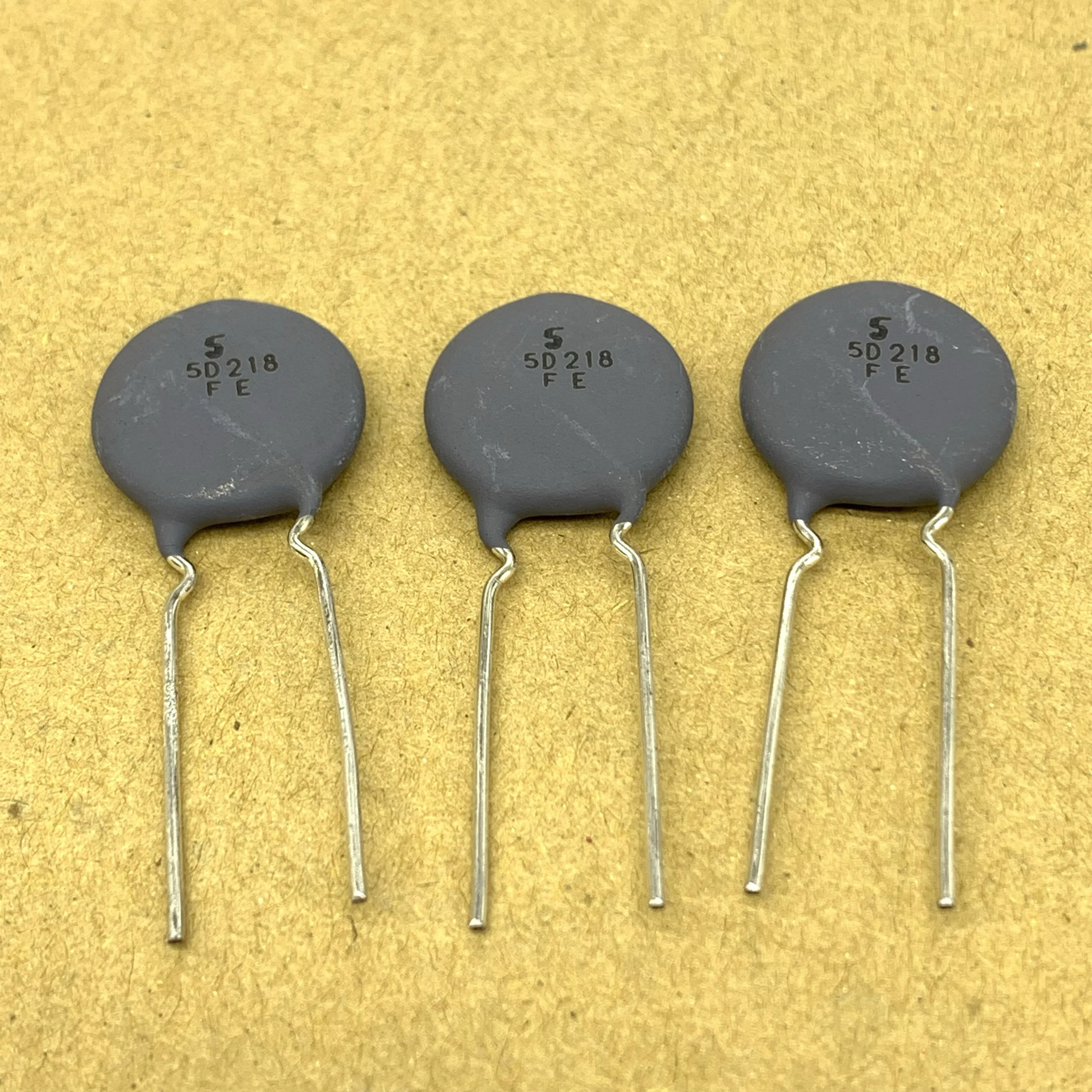 5PCS/5D218 imported thermistor 5D2-18 negative temperature NTC5D18 5R 18MM NTC5.0 ohms