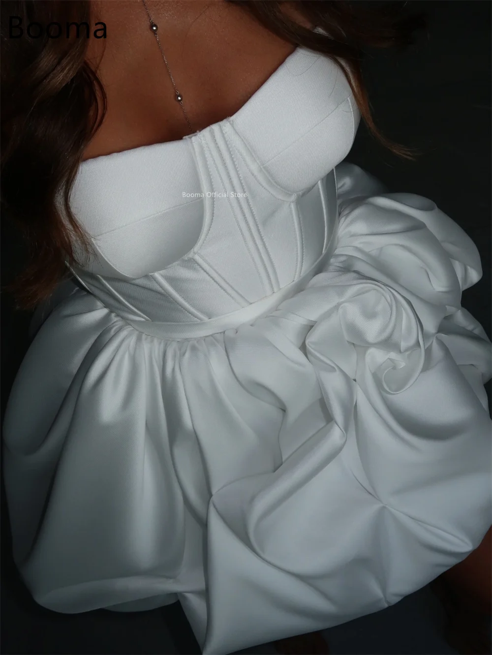 Booma A ライン エレガント ストラップレス フラワー プリーツ ウェディング ドレス シンプル ミニ ノースリーブ 花嫁ドレス カスタム メイド 2025