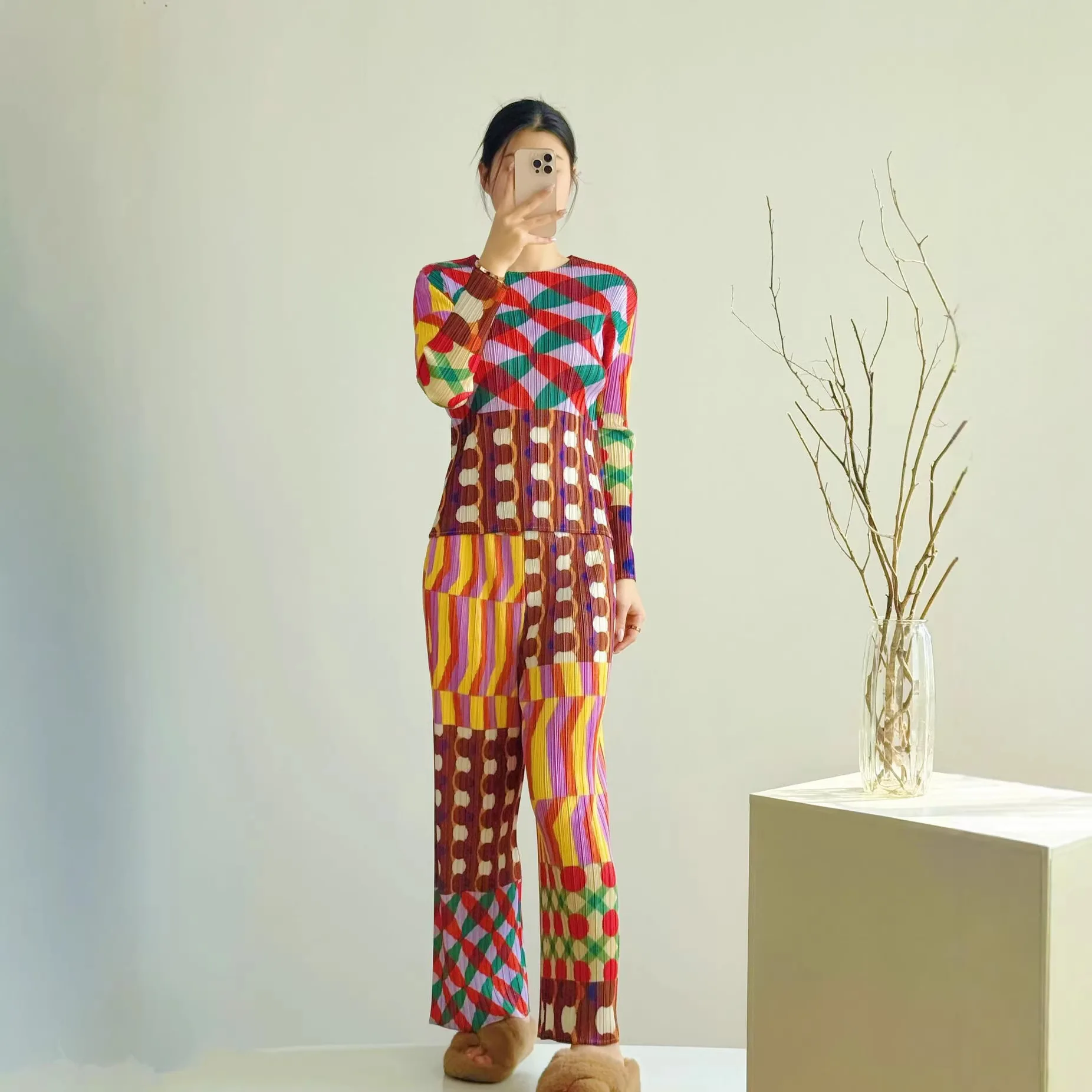 

GGHK Casual Women Set Geometric Print T-Shirt with Loose Straight-Leg Pants Spring/Autumn 2026 New Arrival Female Clothing