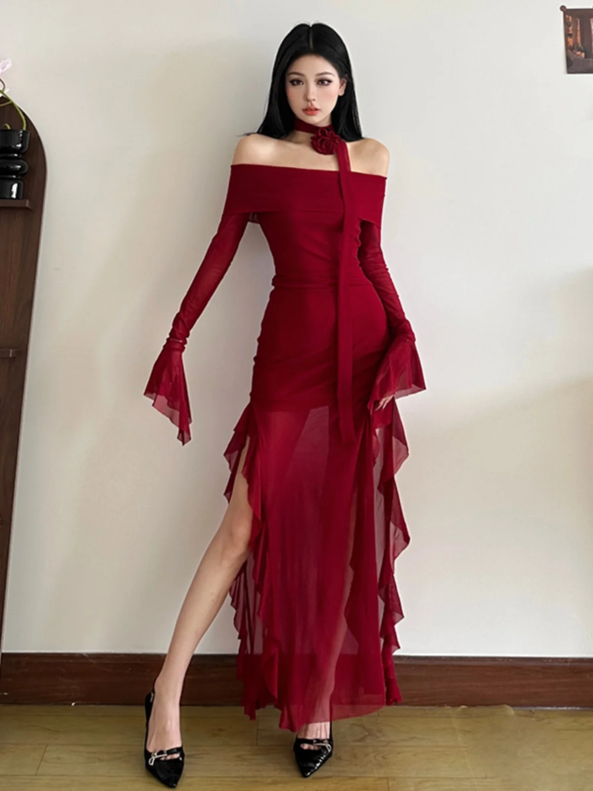 

SylCue Сексуальное красное платье с длинным рукавом и одним открытым плечом, облегающее, с высоким разрезом, макси-юбка, из смеси полиэстера и спандекса, с завышенной талией, А-силуэт