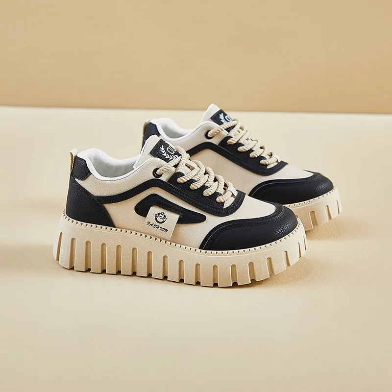 New Spring Autumn Casual Shoes Ladies Thick Sole Lace Up Casual Sneakers Women Outside Flat Comfortable Running Shoes Кроссовки