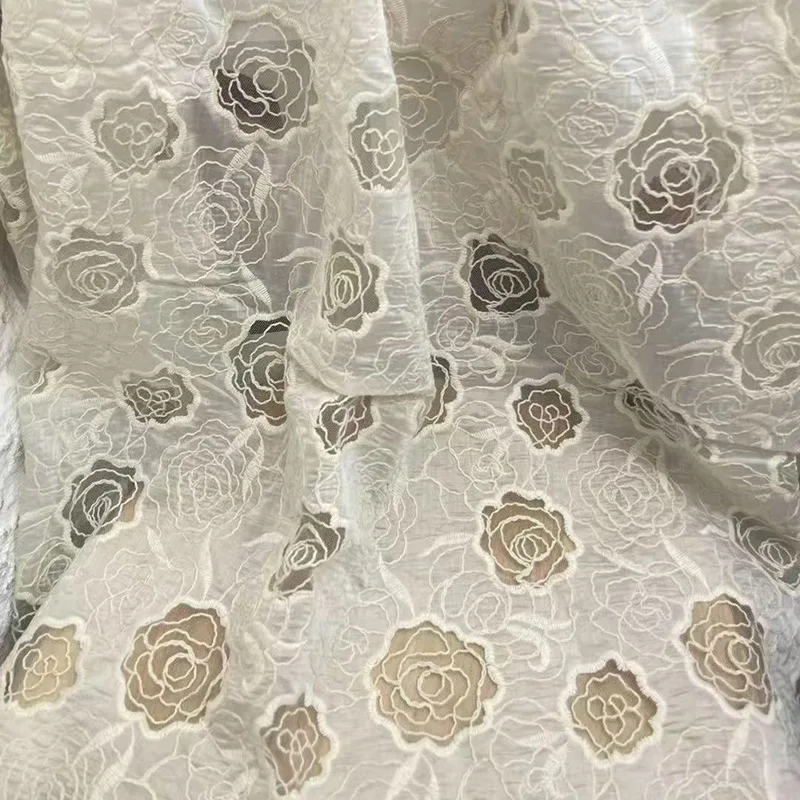 جديد الدانتيل المطرزة الأزهار النسيج 2025 شمسيّة دانتيل عالية الجودة الفرنسية شبكة النسيج الأفريقي النيجيري زهرة نسيج الدانتيل