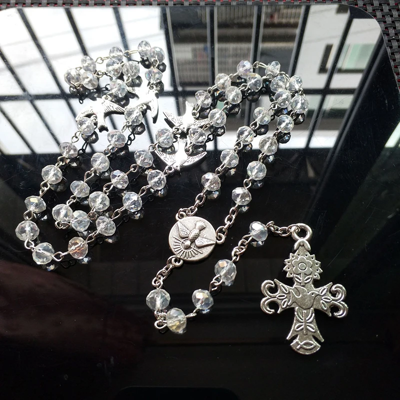 عقد خرز الروح القدس حمامة ميدالية الصليب قلادة كريستال سبحة صلاة سلسلة الكاثوليكية مجوهرات المعمودية بالتواصل