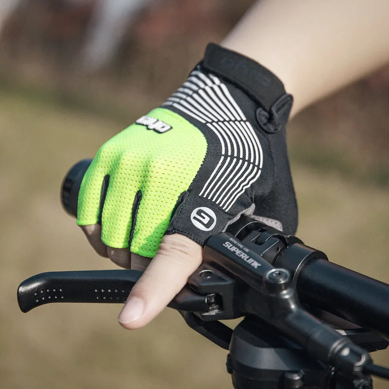 Giyo Bicycle Riding Half Finger Gloves Mountain Road Bike Short Finger Shock Absorbing Outdoor Sports Gear S-24