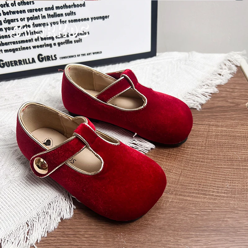 Luxury Deep Red Velvet T-Bar Ballet Flats For Kids Girls Retro Velour Mary Jane Shoes Baby Child Vintage Soft Sole Dress Zapatos