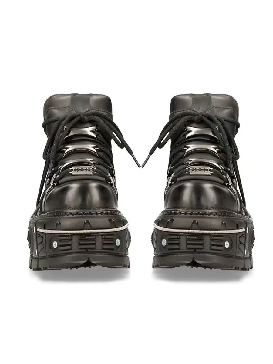 

2026 New Metal Punk Casual Shoes for Men and Women, High-quality Couples, High-tops, Non-slip Casual Shoes and Women's Shoes