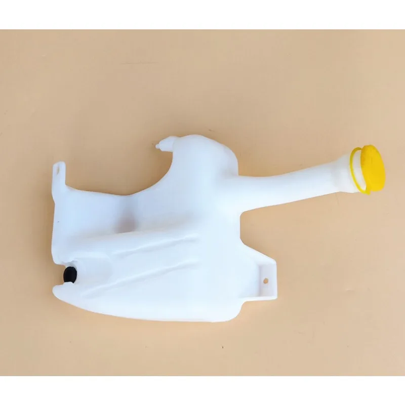 

Wiper Spray Bottle Spray Water Tank Glass with Lid Suitable for Ecosport 13-17