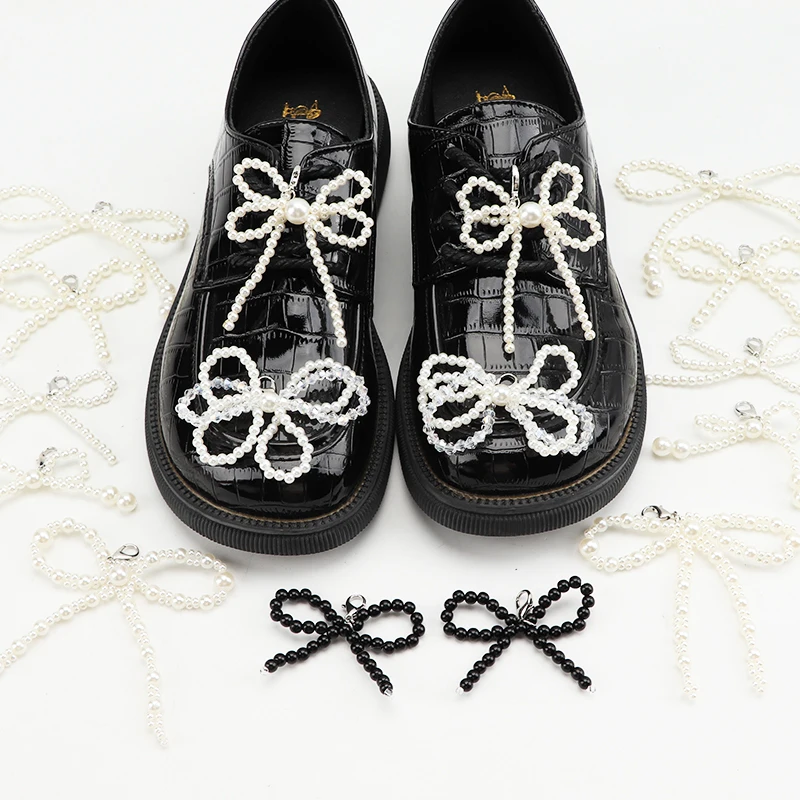 1Pair White and Silver Shoes Charms Shoelace Decoration Bowtie Pearl Flower Shoelaces Buckle Clips Shoe Accessoriess for Woman
