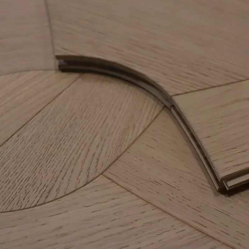 Custom Item, Contact Us European Oak Hardwood Flooring Wire Brushed Engineered Oak Timber Flooring Herringbone Oak with UV