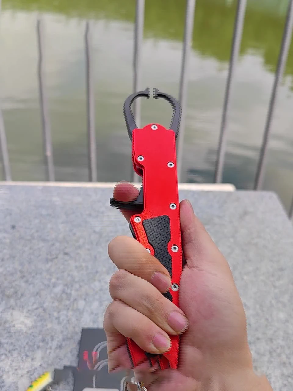 

High-Precision Aluminum Alloy Multifunctional Fishing Control Pliers Special Lifting Fish Hook Cutting Line Hand Tool