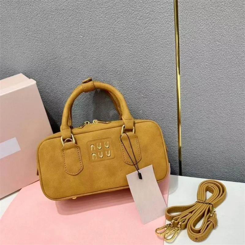 حقيبة يد نسائية crossbody Un266682 ، حقيبة شاطئ ، بني ، كاكي ، عطلة ، ملابس خارجية ، تصميم صيفي