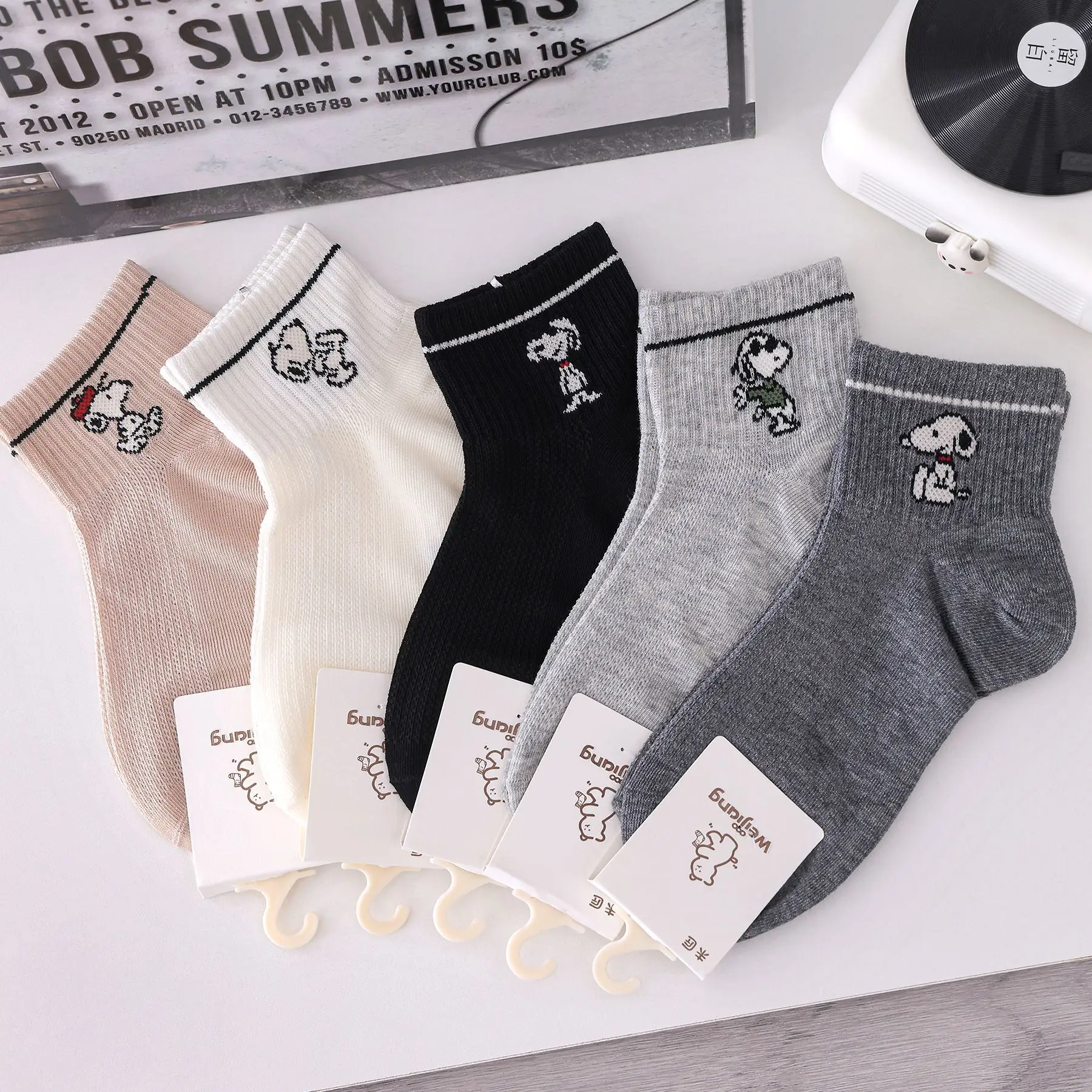

5/10 Pairs Snoopy Mid-Calf Socks - Cartoon Kids' Spring/Summer Mesh Thin Socks for Boys & Girls - Sports & School Gift