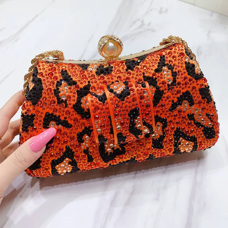 2024 Fashion Italian Designer Luxury Elegant Pearl Chain Clutch Bag Bright Diamond Print Summer Party Dinner Women's Orange Bag