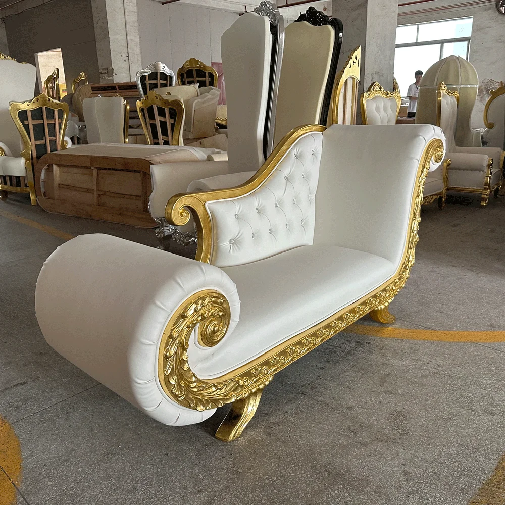 Factory Price Modern Velvet White Wedding Sofa Durable Frame Portable Accent Sofa for Wedding Event Decor