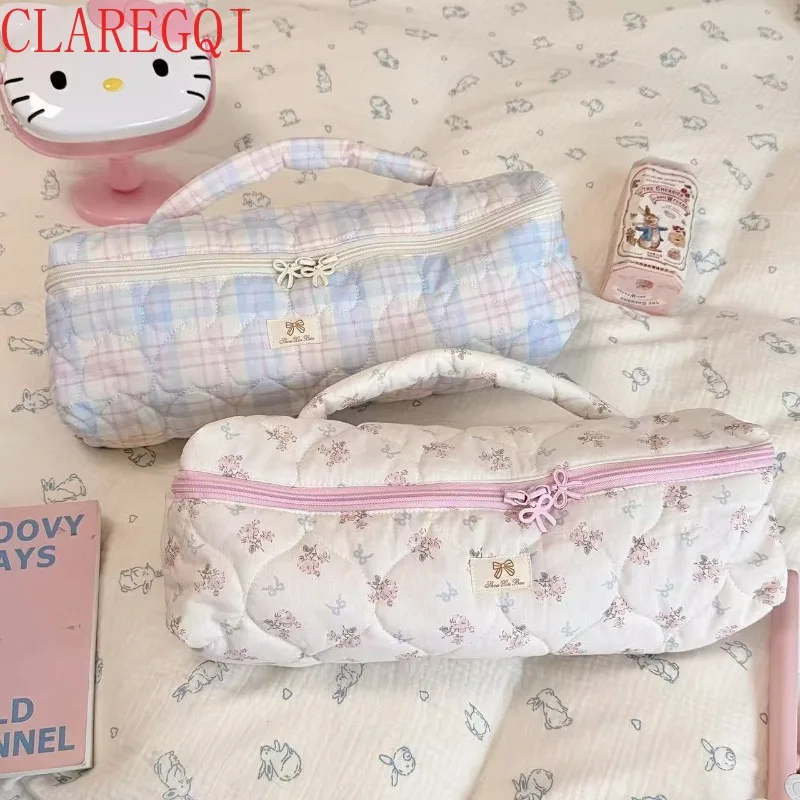 Fashion Hot Products Cute Makeup Bag Broken Flower Quilting Cosmetic Bags For Women Portable Hair Dryer Splint Makeup Brush Bag