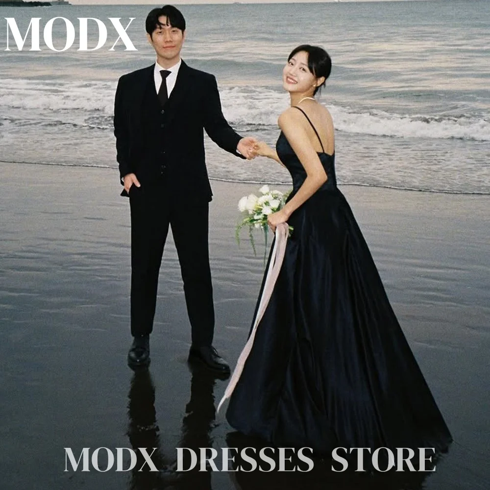 

MODX Simple Black Sleeveless Wedding Dresses Spaghetti Strap Satin 웨딩드레스 Floor-Length Bridal Gown Customised Evening Gown 2025