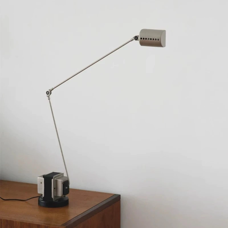 Motor rocker arm floor lamp retro living room medieval industrial wind sofa table lamp