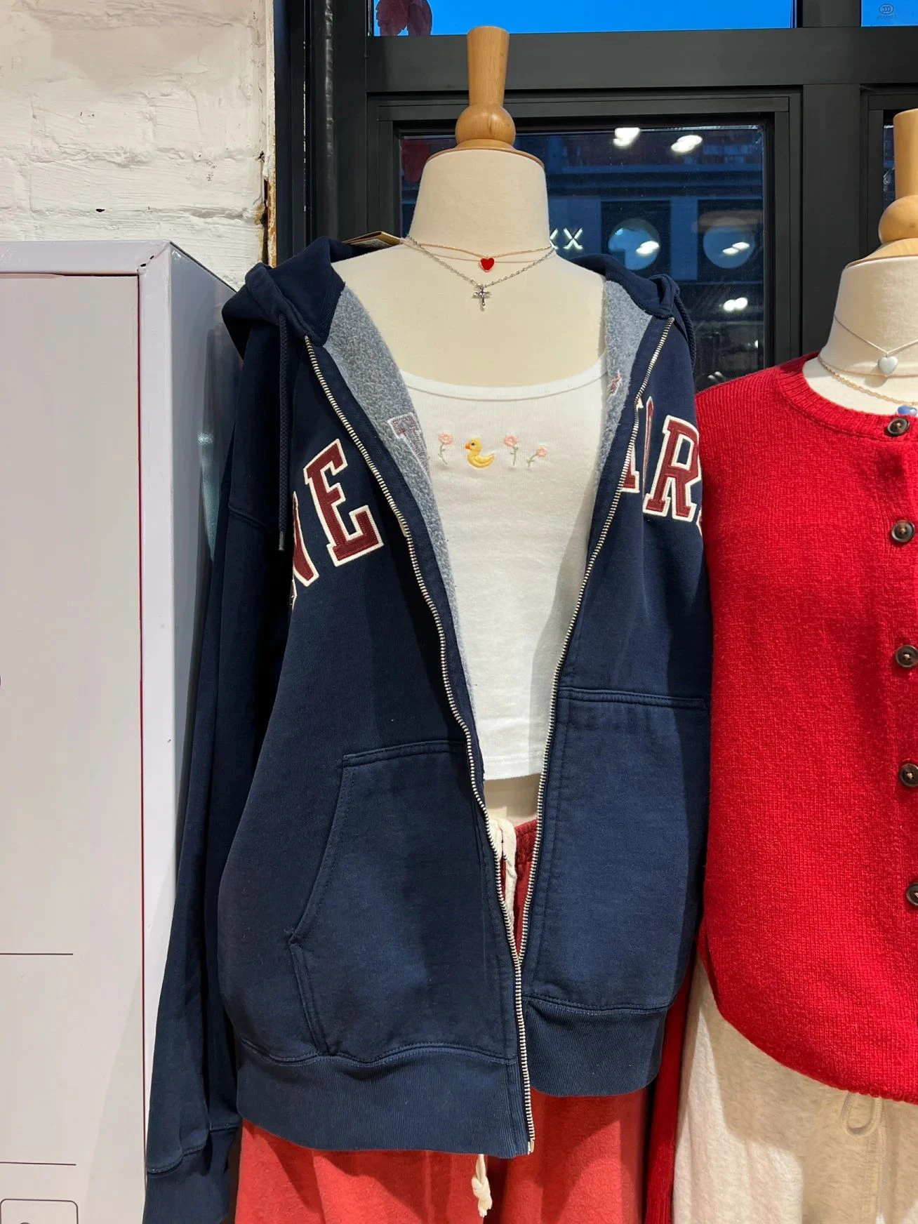 رسالة التطريز فضفاضة الرمز البريدي هوديي امرأة الخريف طويلة الأكمام جيب القطن المتضخم بلوزات خمر نمط Preppy معاطف