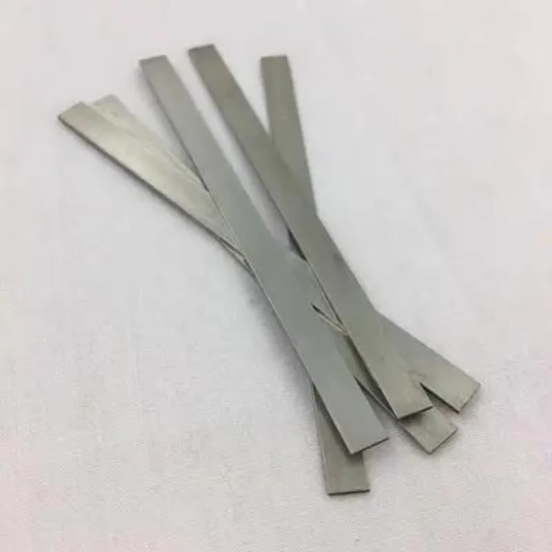 25Pcs Nickel‑Plated Steel Sheet, 50mm Length, for 18650 Lithium Battery Spot Welding, DIY Battery Pack Projects