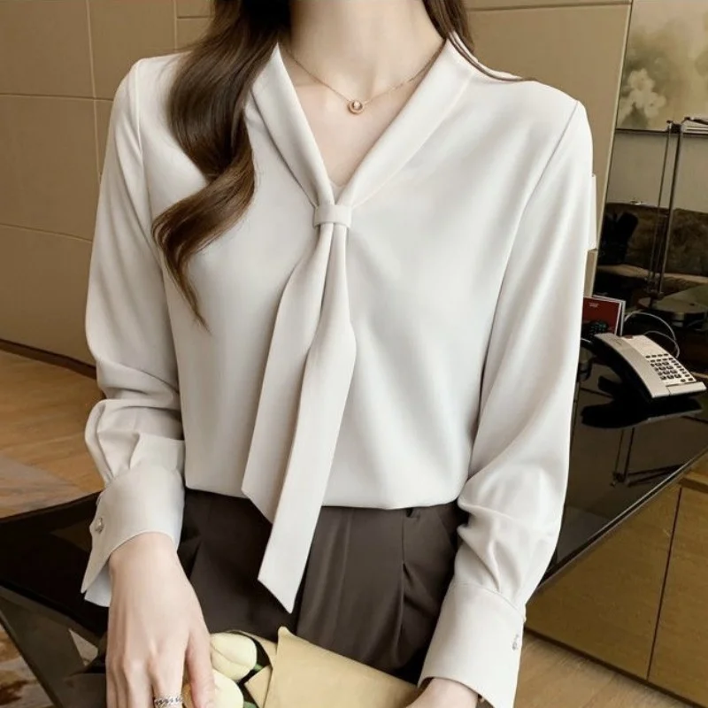 Women Spring Summer Style Blouses Shirts Lady Casual Long Sleeve Bow Tie Collar White Color Blouses Shirts DF4989