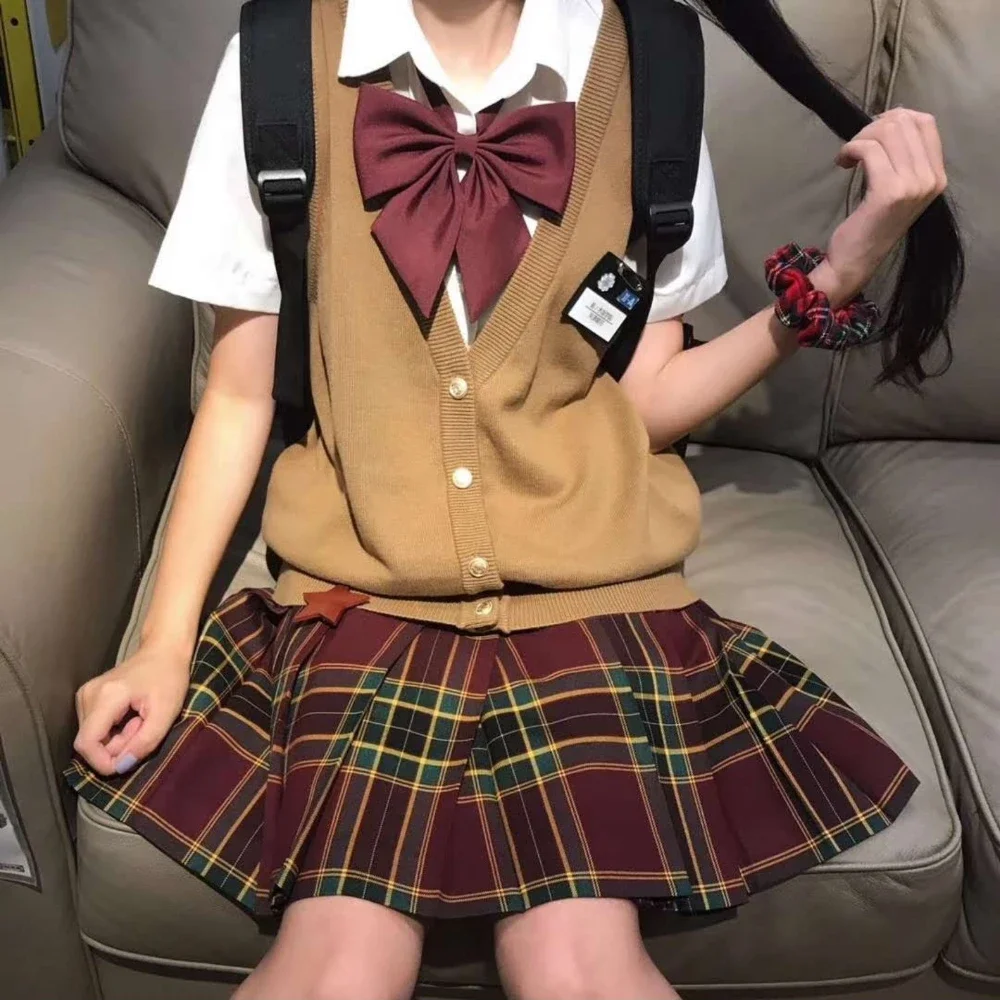 女性用コットンVネックニットタンクトップ,タータンプリーツスカート,日本の制服,アニメのコスプレ衣装,新年,クリスマス