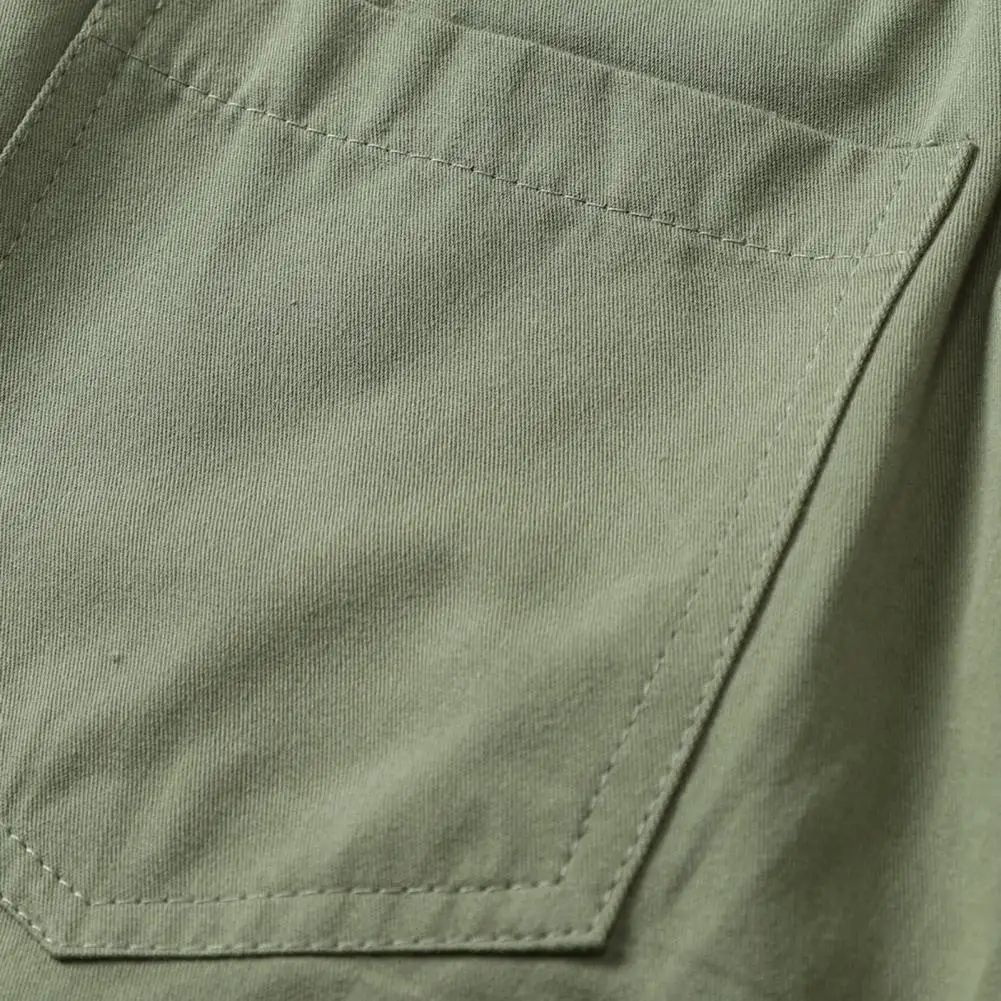 Cargo Shorts with Dual Closure System Wide Crotch Cut for Freedom of Movement Men's Cargo Shorts with Multi Pockets Mid-rise