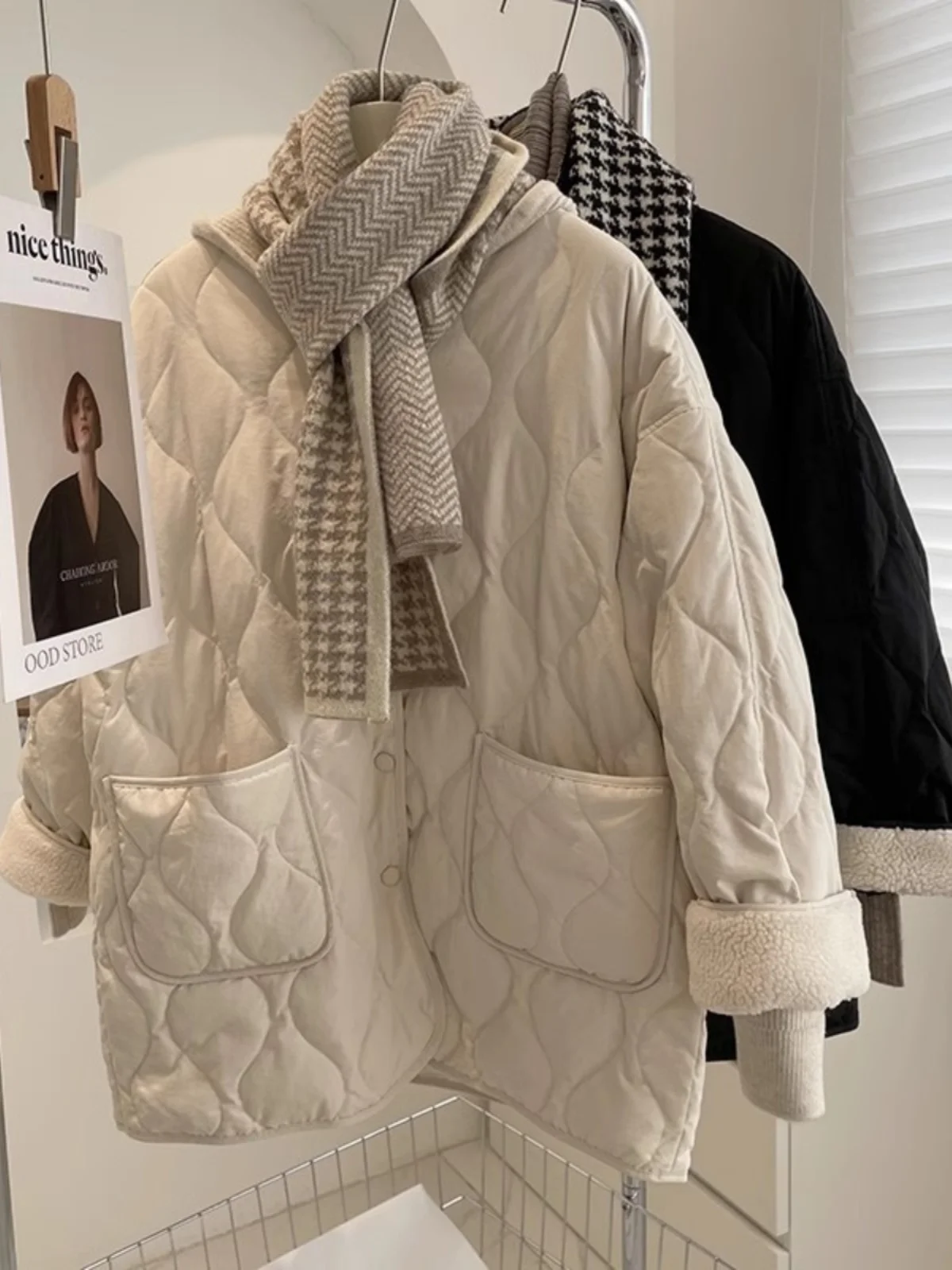 

Женское пуховое хлопковое пальто премиум-класса с свободным ромбовидным узором из овечьего меха, зимнее пальто Thiened Long Sve V-Ne на пуговицах