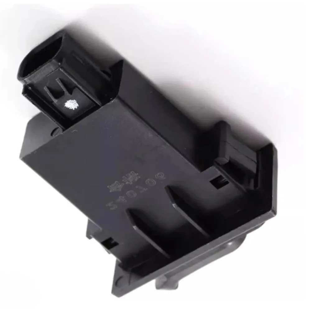 For Wuyang for Honda Forza NSS350 PCX160 LEAD125 38940-K1Z-CA1-M1 Mobile USB Charger Motorcycle Parts view 5
