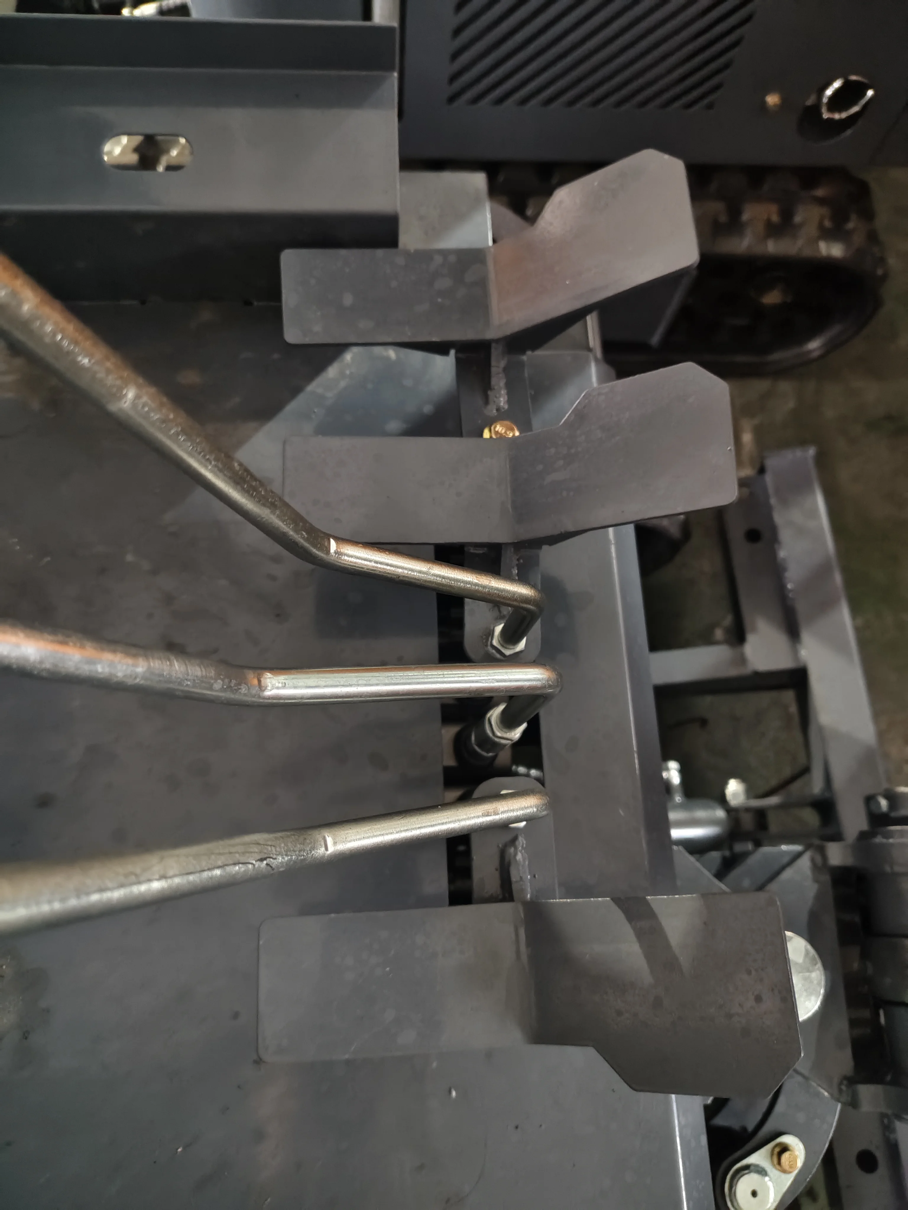 حفارة صغيرة 1.6 طن CE Euro 5 محرك حفار زاحف آلات تحريك الأرض حفارة صغيرة مخصصة