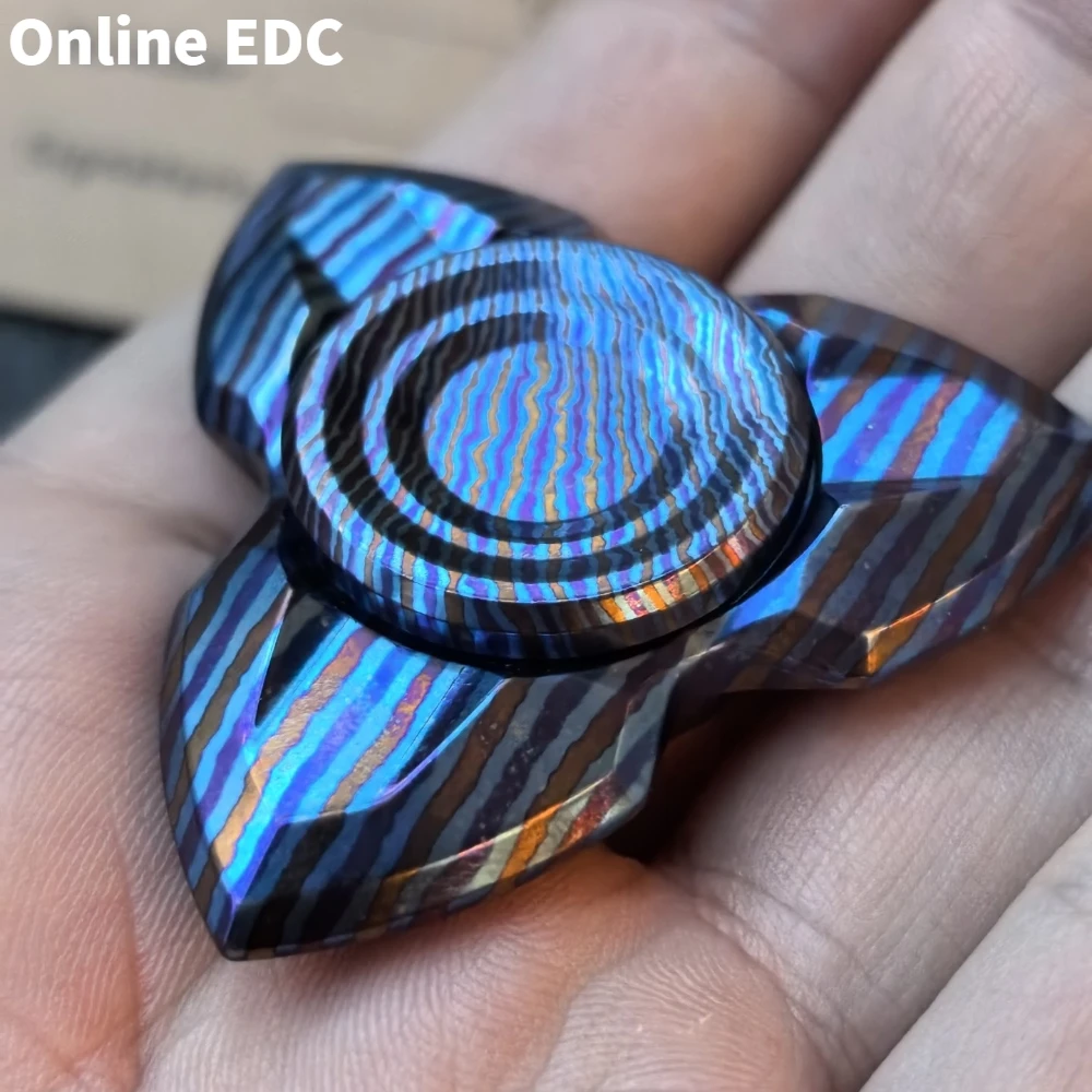 중고 NOVO STUDIO EDC 아파치 XL 티마스커스 피젯 스피너 삼중날 피젯 스피너