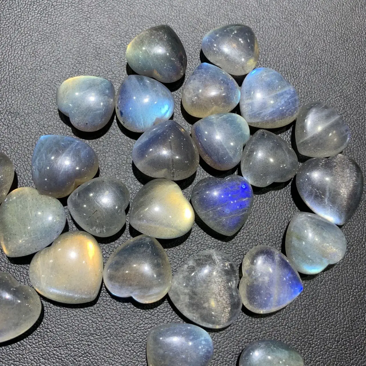 Natural flashy Labradorite Heart shaped bead for pendant mini gem hearts Jewelry design