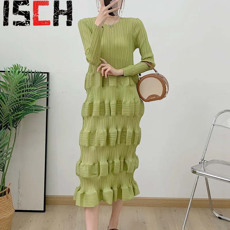 

Pleats Pleated Dress Women 2024 Seconds Season New Loose Plus Size Pleated Cake Mid-length Skirt Long-sleeved Women's Clothing