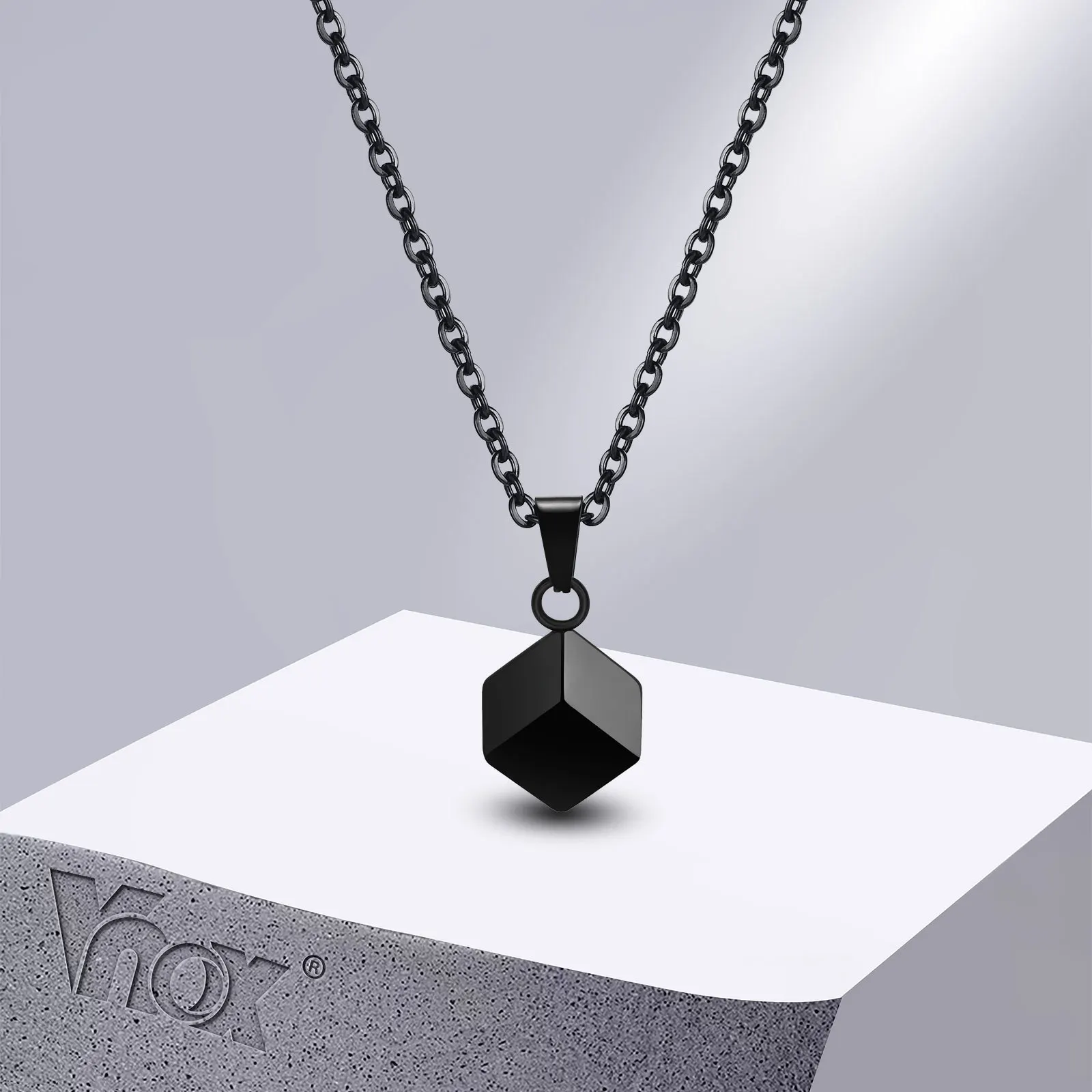 Vnox Fashion 3D kwadratowe naszyjniki z urną dla kobiet mężczyzn, błyszcząca stal nierdzewna minimalistyczna geometryczna kostka wisiorek kołnierz biżuteria