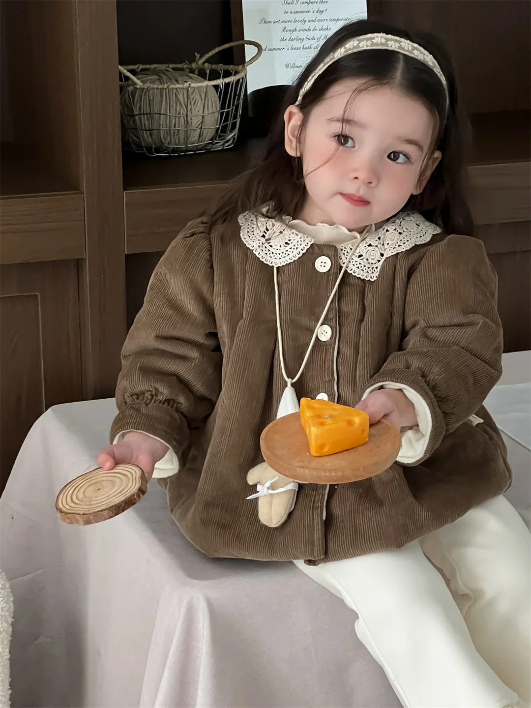 

2025 Winter New Baby Long Sleeve Warm Corduroy Coat Plus Velvet Thick Infant Girls Cute Lace Cardigan Toddler Padded Jacket