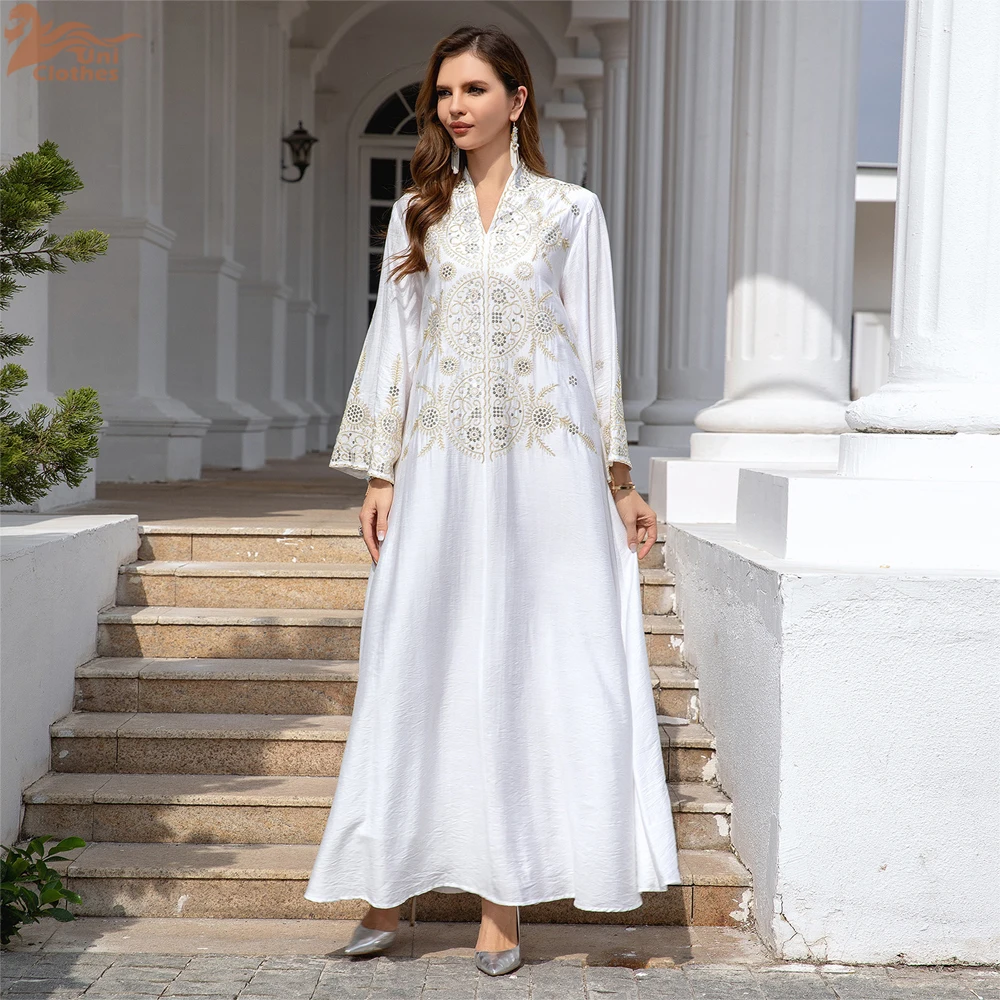 Uni Abaya 2024 Dubai Embroidery Sequins Long Dresses For Women Elegant Muslim Jalabiyat Turkish African Kaftan Clothing