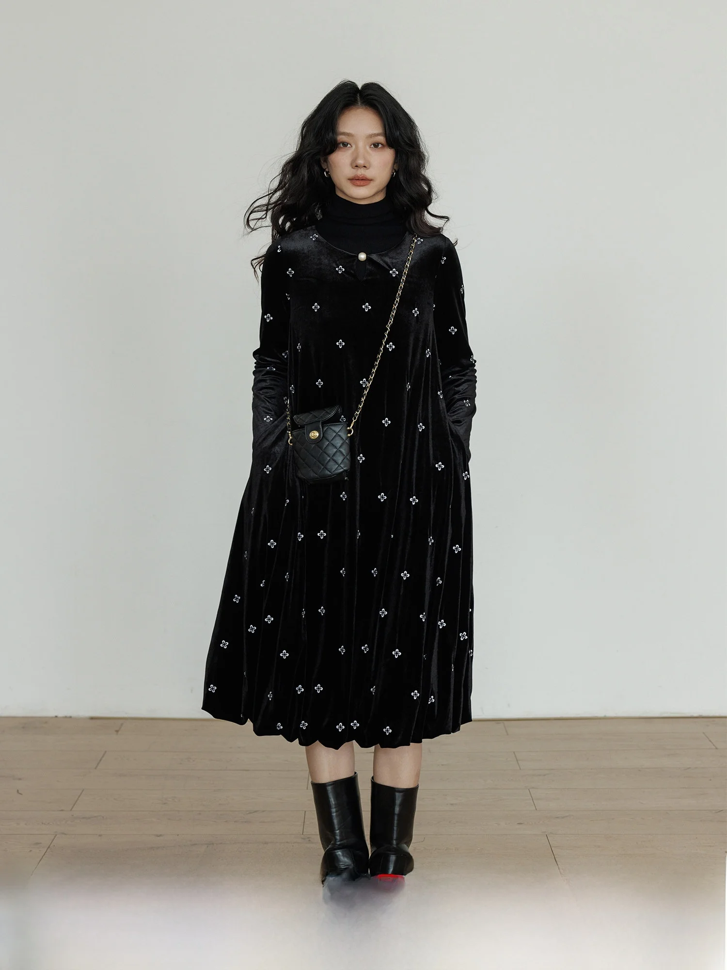 

Повседневное женское платье из бархата с длинными рукавами, вышивкой, круглым вырезом и пышной юбкой, в стиле ретро, для города, на каждый день