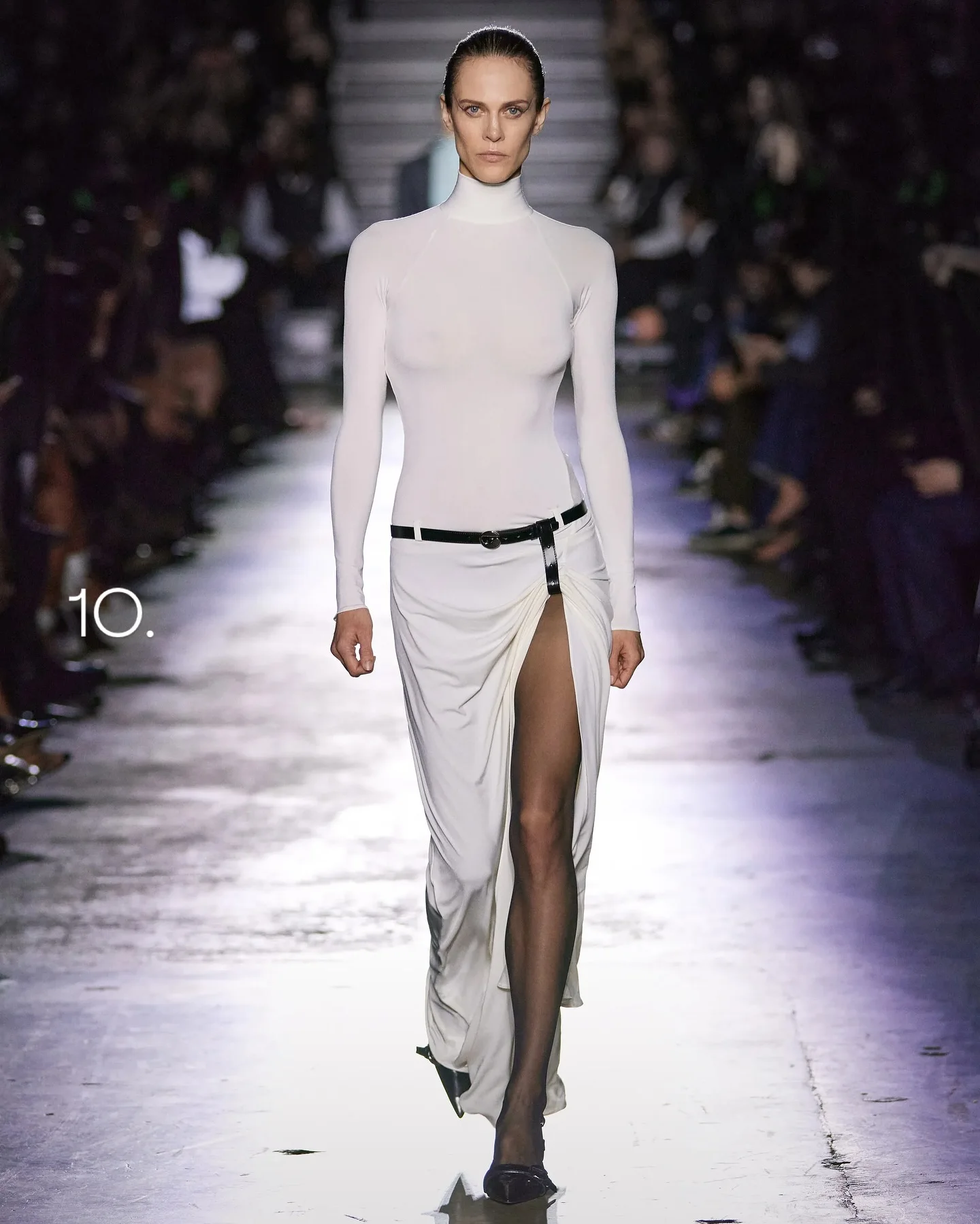 

2025 New Runway White Color Women Long Sleeve Sexy Bodycon Long Dress Belt Celebrate Evening Party Cocktail Outfit