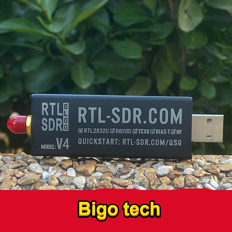 Original RTL-SDR Blog RTL SDR V4 R828D RTL2832U 1PPM TCXO SMA RTLSDR Software Defined Radio with Multipurpose D