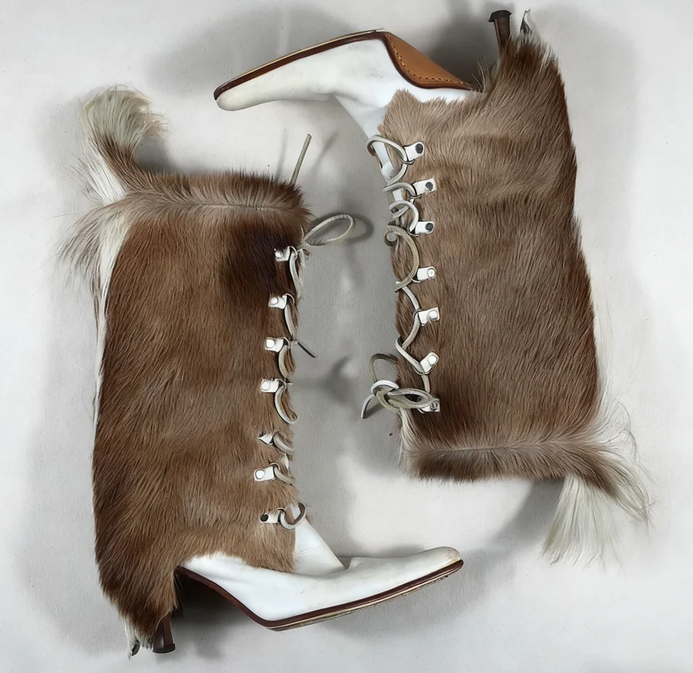 

Brown Faux Fur & White Leather Western Boots Lace-Up Straps Slim Heel Pointed-Toe Cool High-Fashion Street Looks Outdoor Outfits