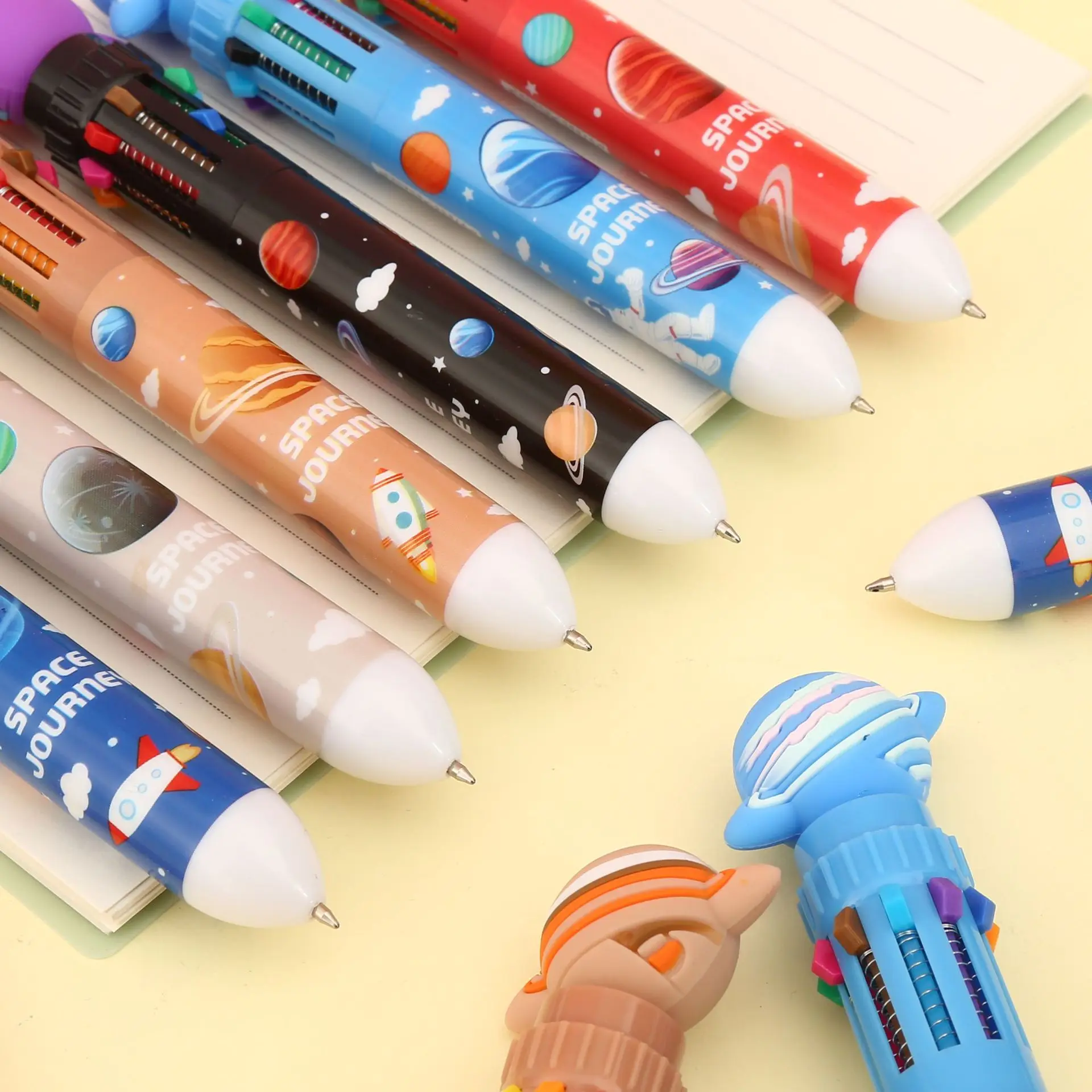 Astronauten-Stift mit 10 Farben, der kreative Multi-Pen für lebendige Journaling und effiziente Studie-Sessions – Detail 2