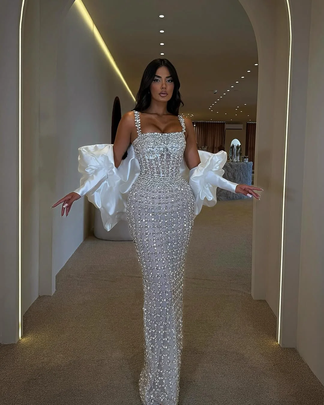 SWEMILE Luxe Diamond Sling Avondjurken Hand-naai Volledige Kristallen Kralen Spaghetti Zeemeermin Prom Dress Aangepaste Jurken