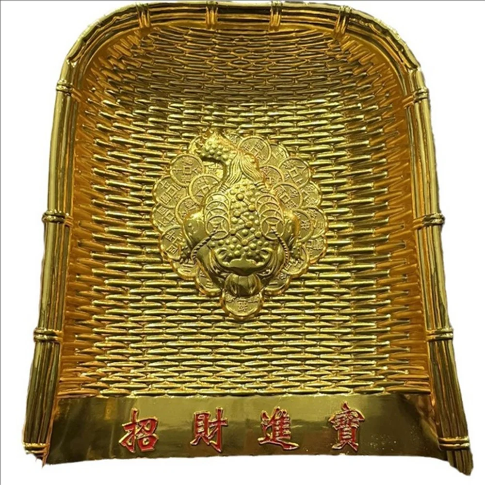 Golden dustpan attracts wealth and treasures, alloy ornaments for new homes, indoor living rooms, abundant harvests