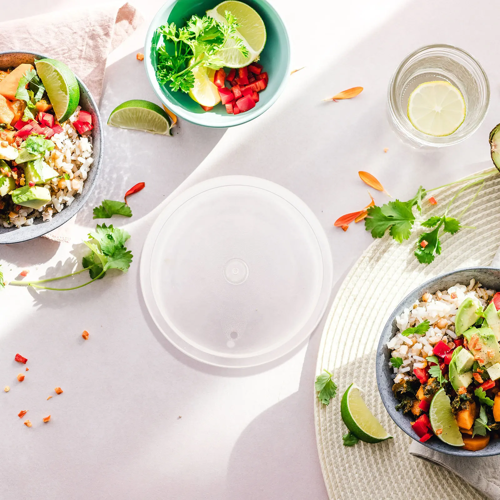 

Microwave Food Cover Transparent Sealing Cover Suitable for Kitchen Food Preservation Microwave Heating Anti-Splatter