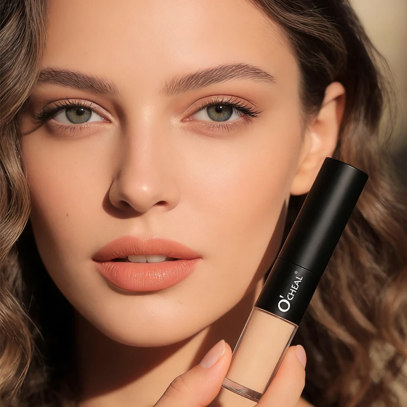 Clear Concealer, Waterproof and Sweat Proof, Durable Color Fixation, Fitting, Natural Base Makeup, Ideal Holiday Gift for Girls