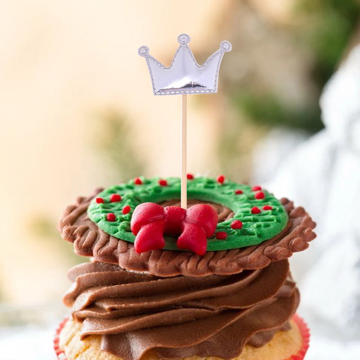 

10Pcs Bright PU Crown Cake Picks for Family Gatherings and Special Occasions Cupcake Toppers Cake Toppers