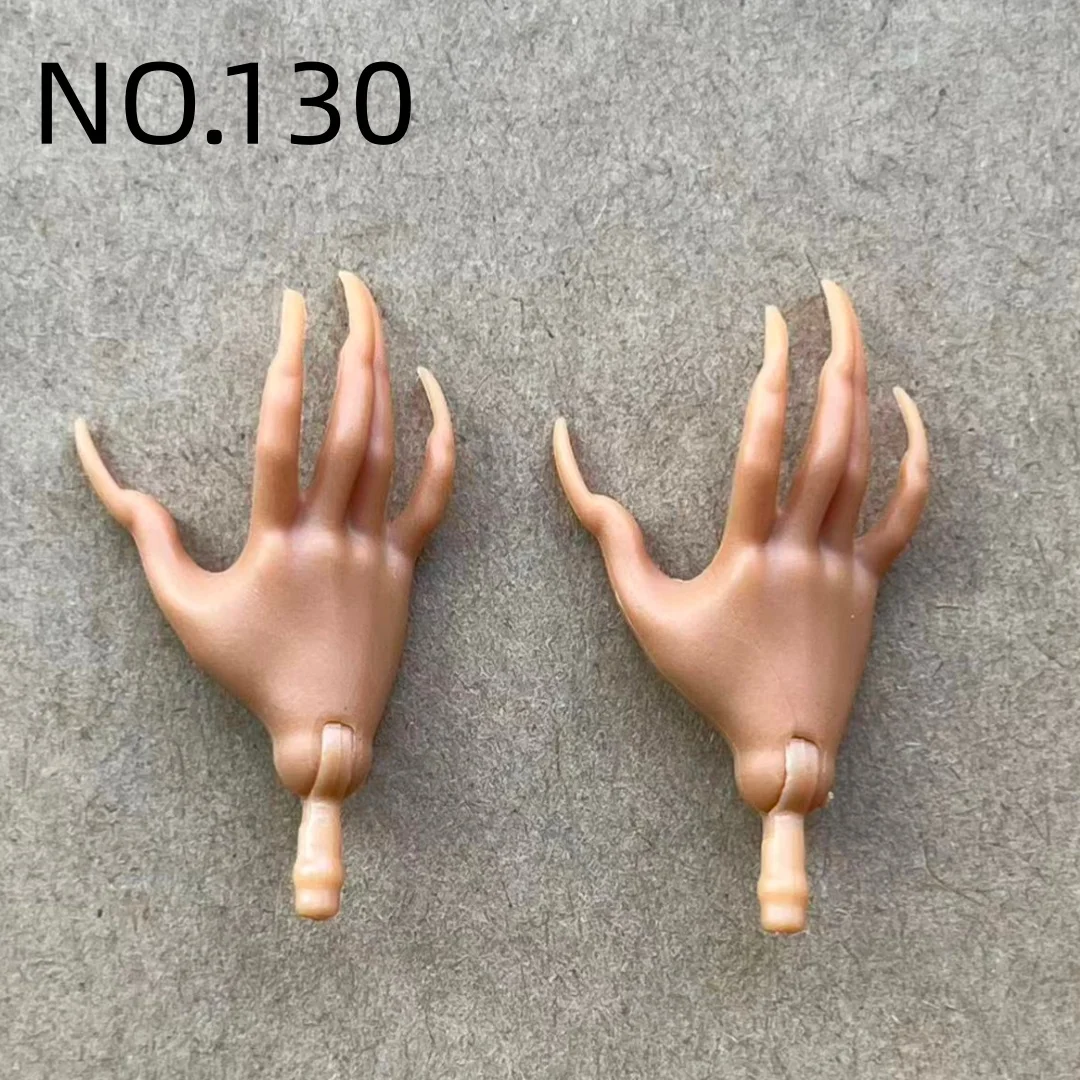 Set di mani e gomiti per bambole Monster Doll - Accessori di ricambio originali per bambole artistiche nei colori verde, nero, marrone, grigio, beige.