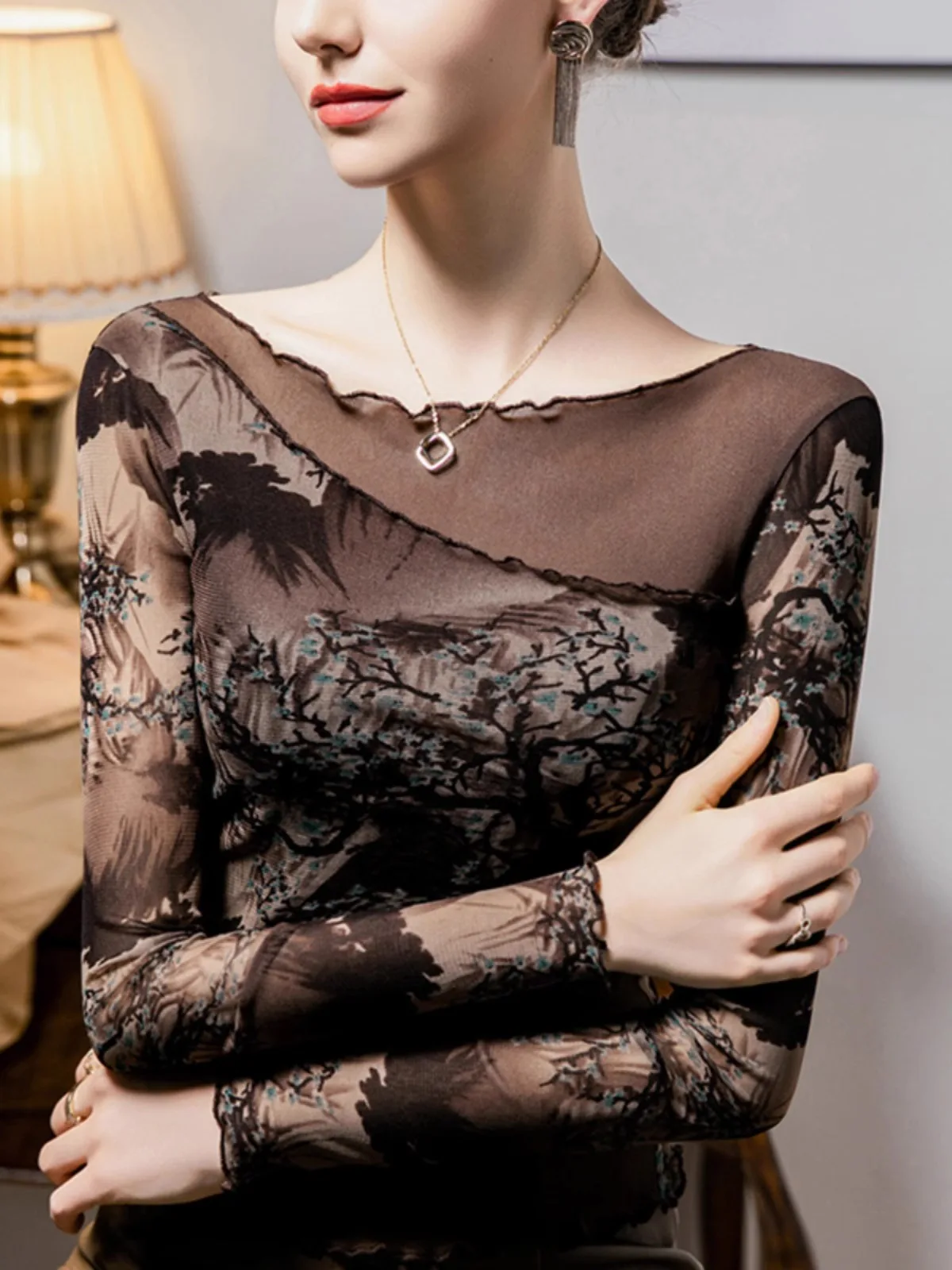 One Neck Retro Printed Long Sleeved T-shirt with Sexy Mesh Stitching and Fashionable Top Oversized T Shirt Y2k Top